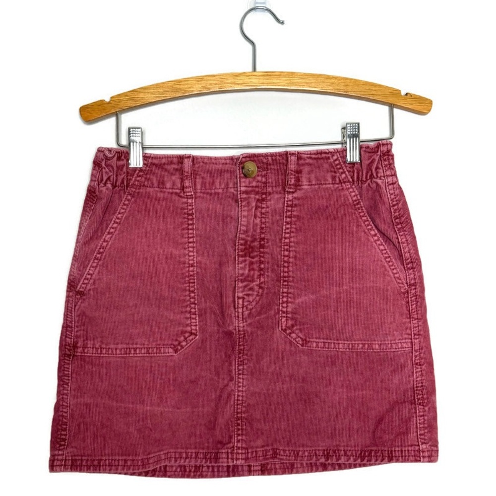 American Eagle Berry Pink Corduroy Mini Skirt Women’s Size 2